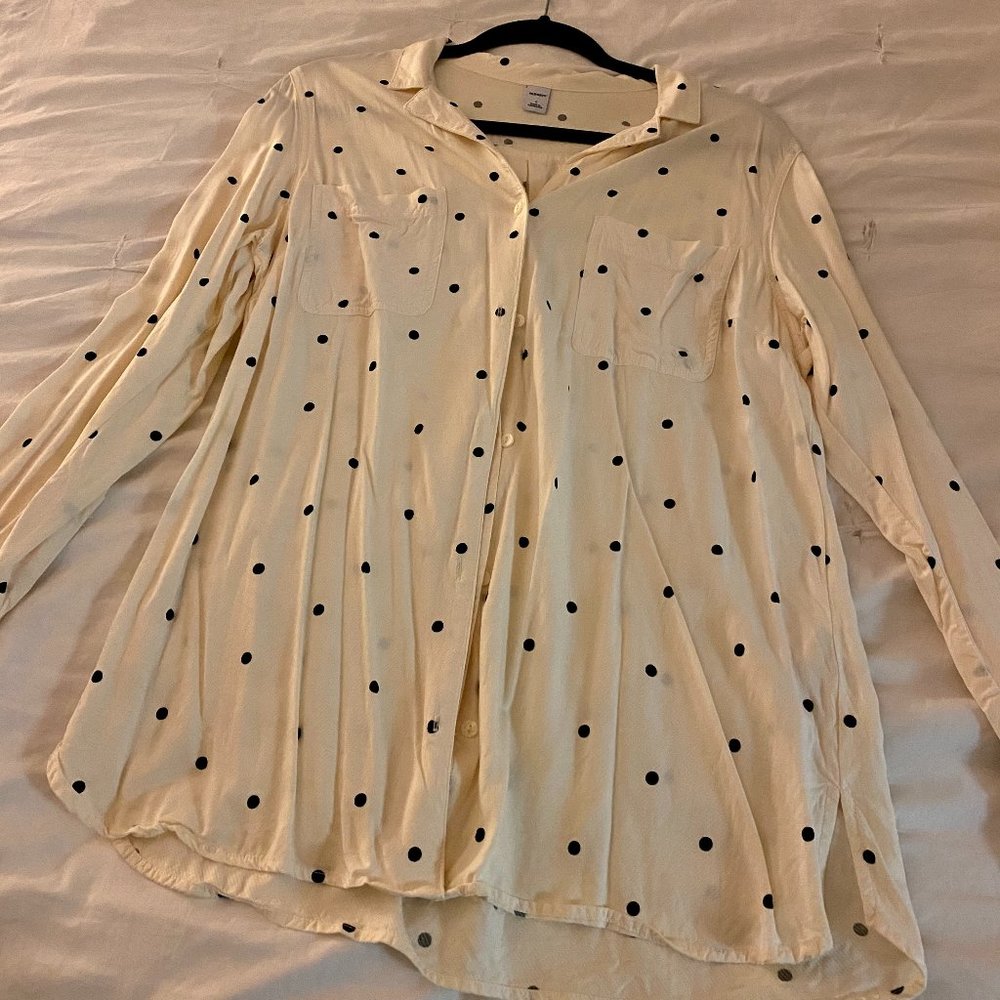 NEW WITHOUT TAGS Women's White and Black Polka Dot Blouse Long Sleeve Size Large